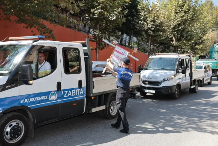 Küçükçekmece’de Kaldırım ve Yol İşgallerine Sıkı Denetim