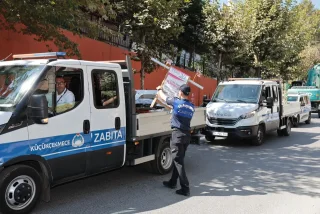 Küçükçekmece’de Kaldırım ve Yol İşgallerine Sıkı Denetim